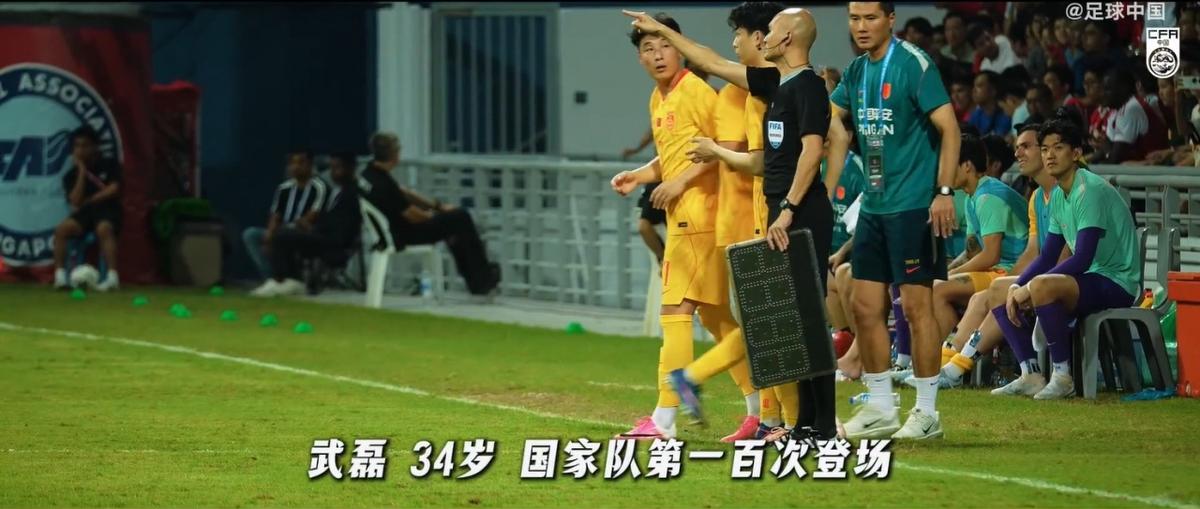跟队：B费决定下赛季继续留曼联，曼联计划下赛季和他谈续约